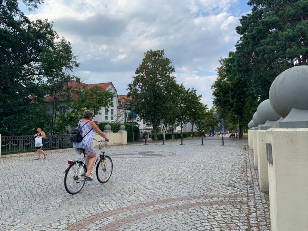 Neue Stillvolle Wohnung Im Steinbach Palais, Ideale Lage Bad Saarow Exterior foto